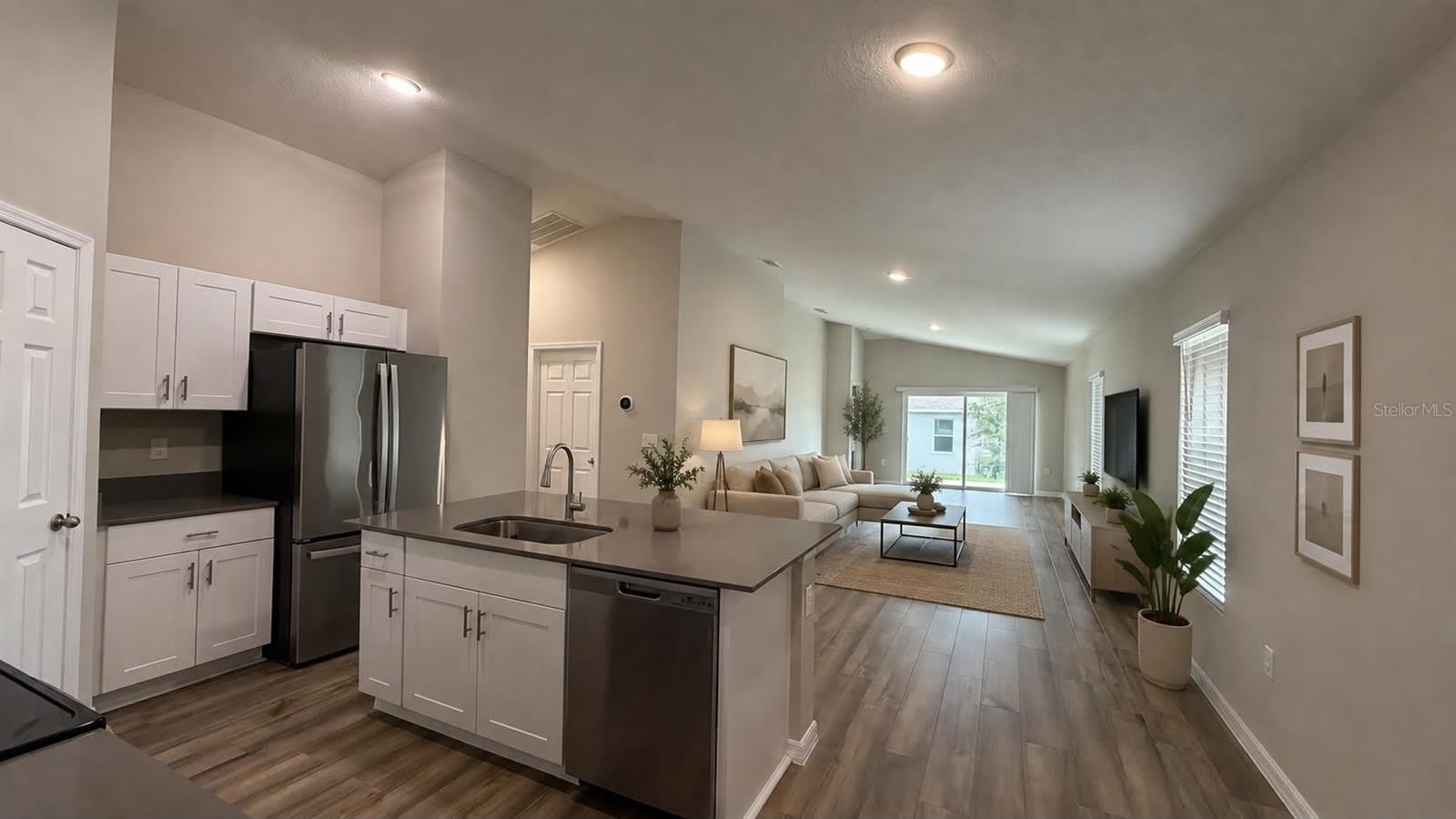4904 MAINSAIL Street – photo 4