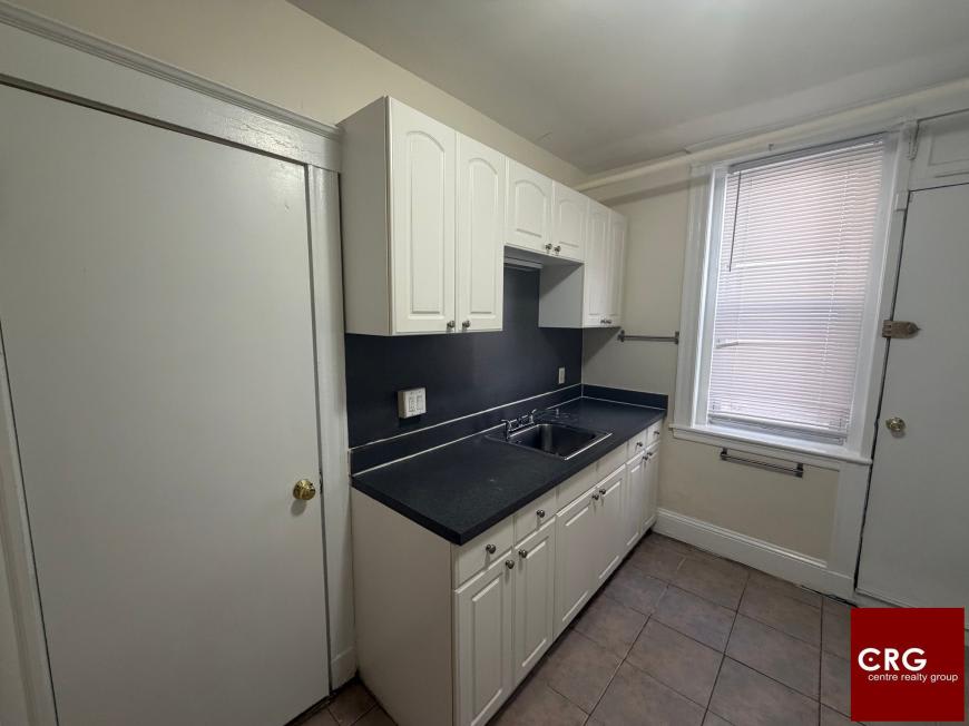 9 Barrows St. – photo 2