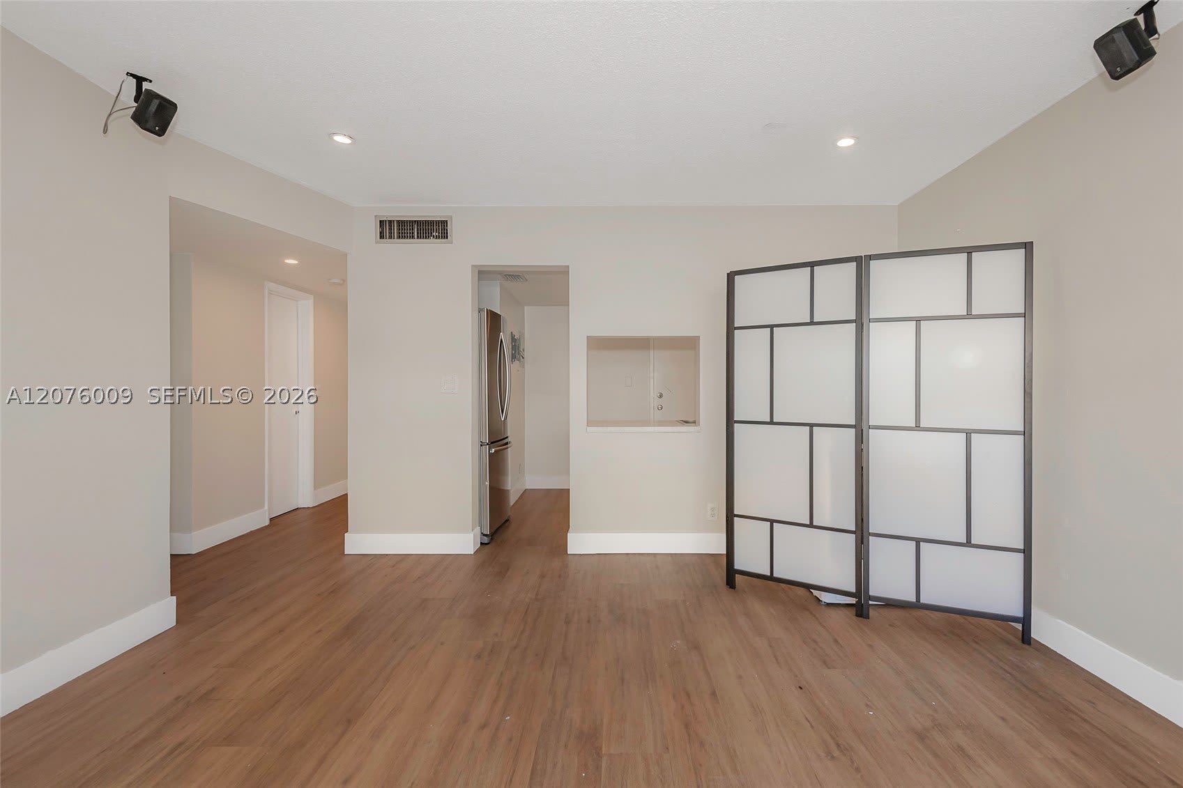 16800 NE 15th Ave – photo 5