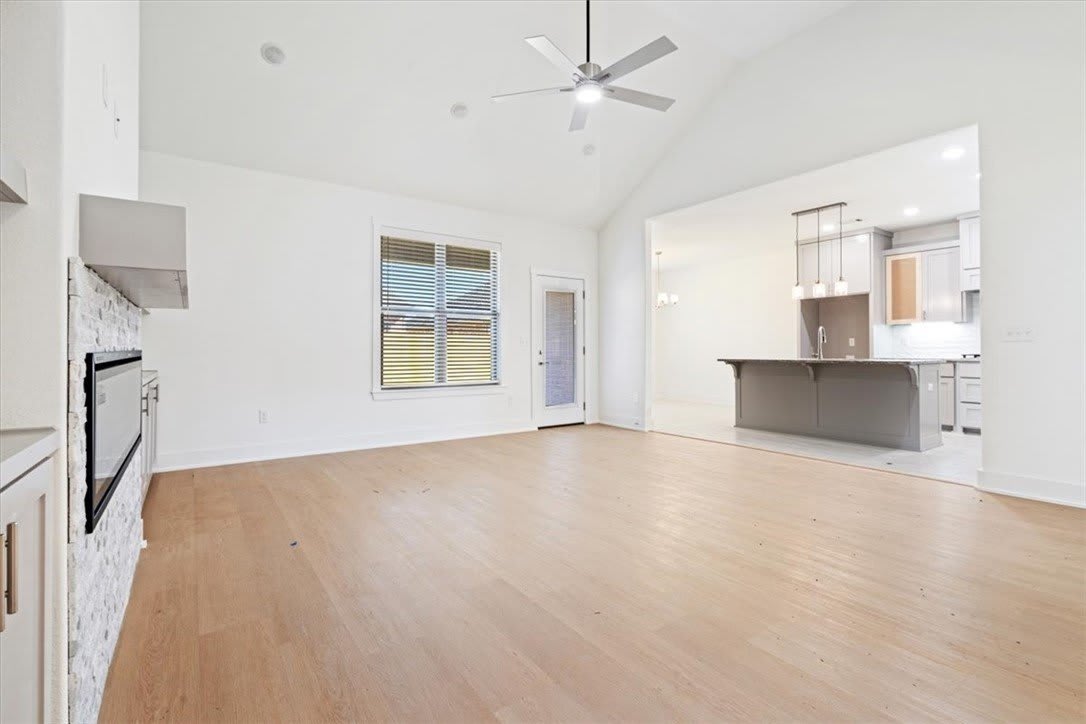 7004 SW Basswood Avenue – photo 2