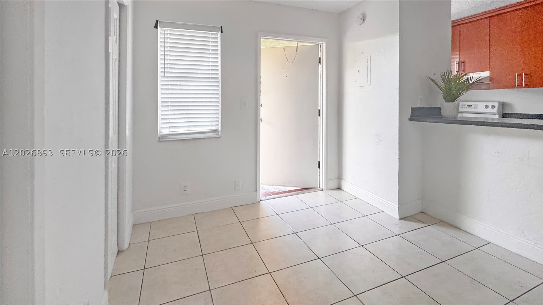 4081 N Dixie Hwy – photo 4
