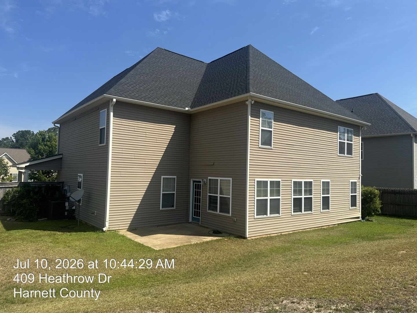 394 Heathrow Drive – photo 2