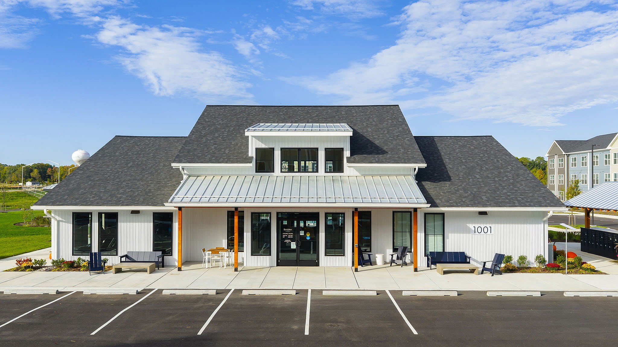 14 Commercial Plaza – photo 3
