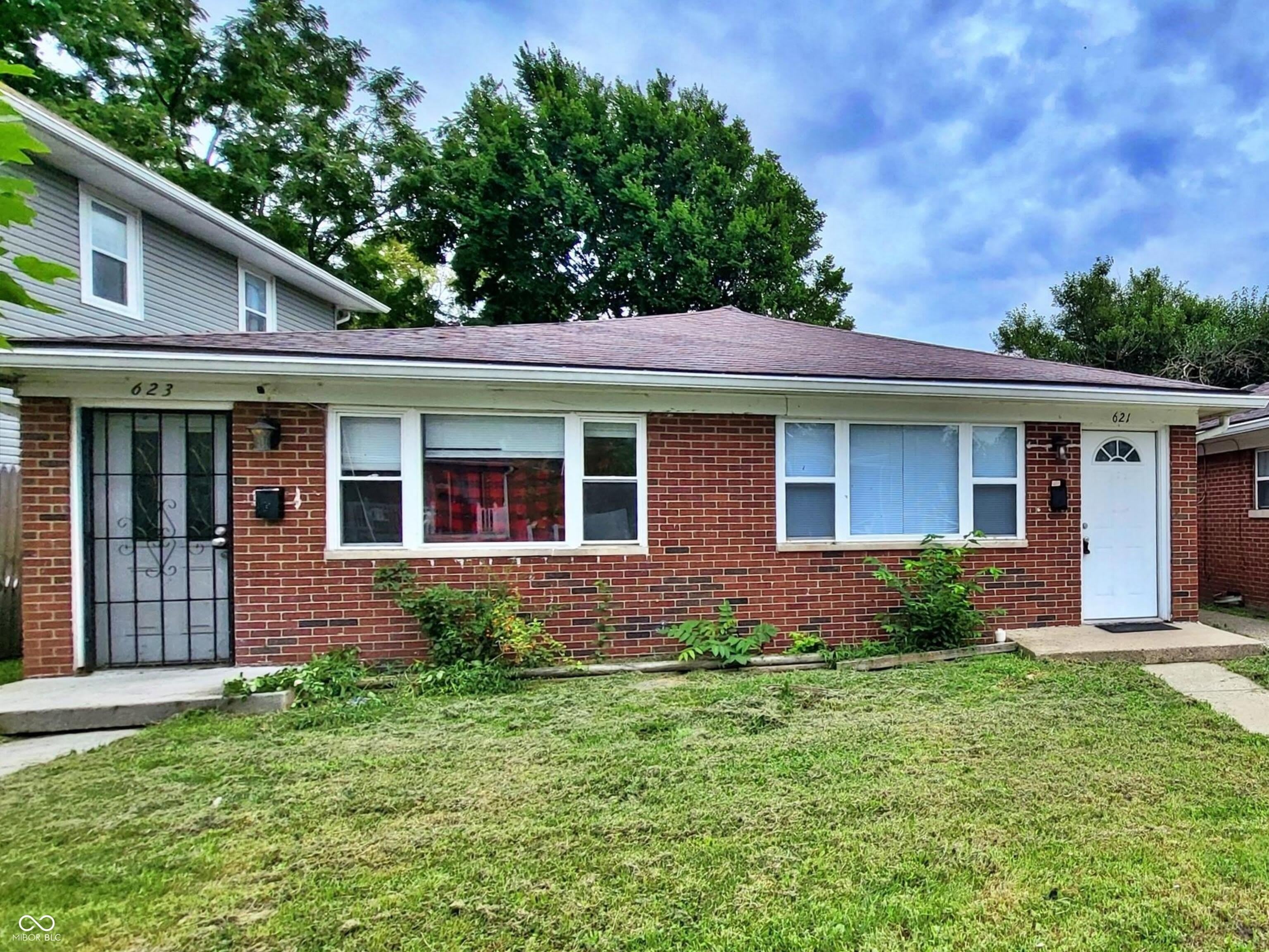 621 N Oxford Street – photo 1