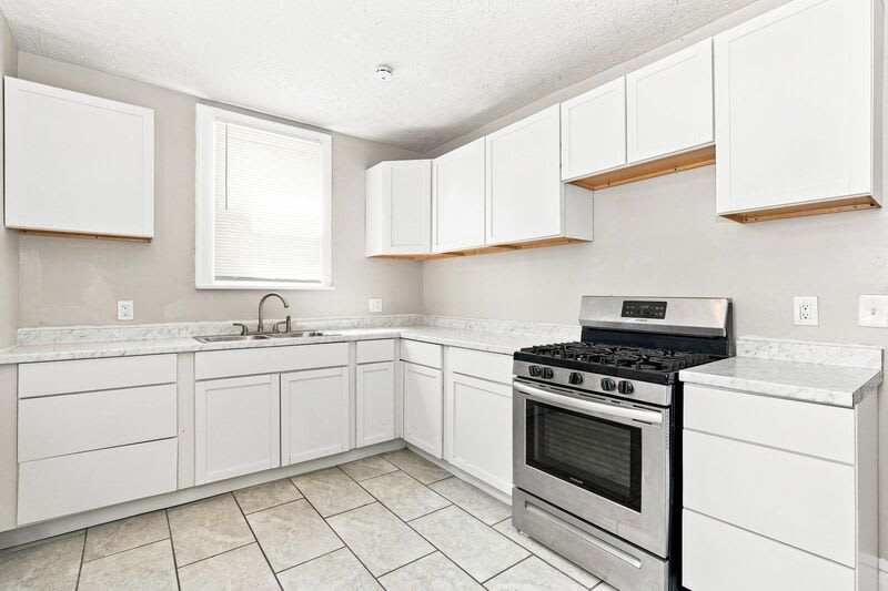 132 S. Highland Avenue – photo 5