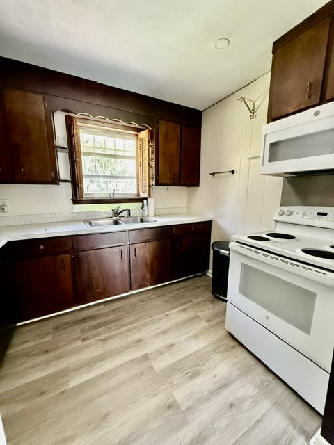 420 North Fairview Avenue – photo 4