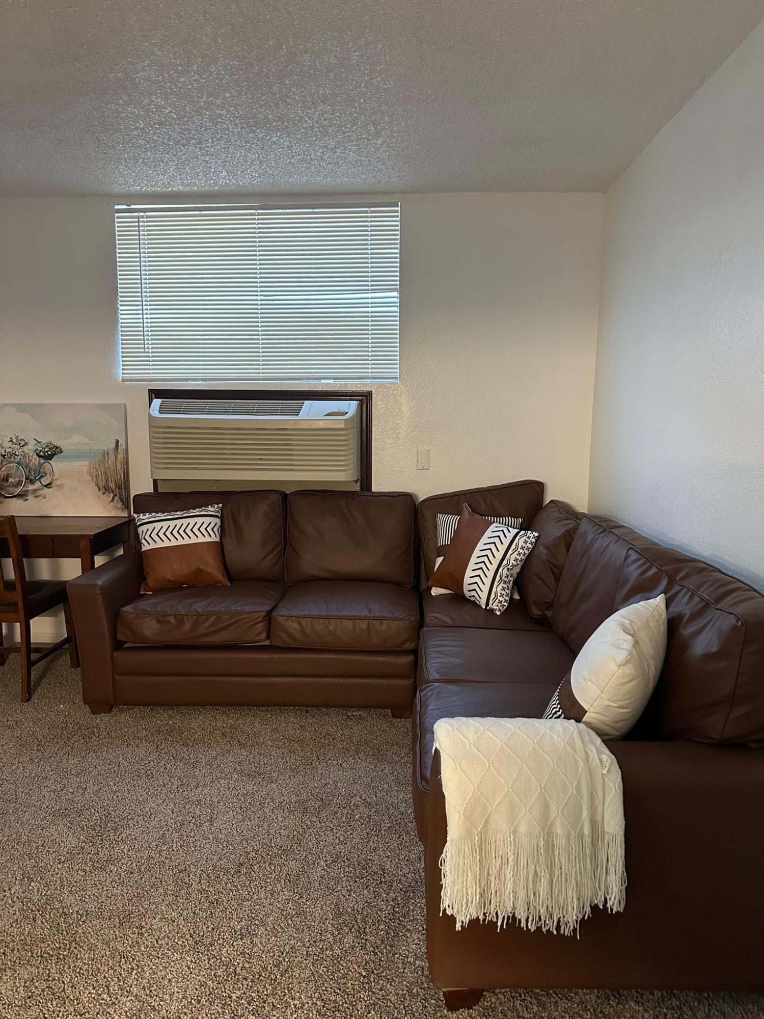 Sunrise Apartments – photo 3