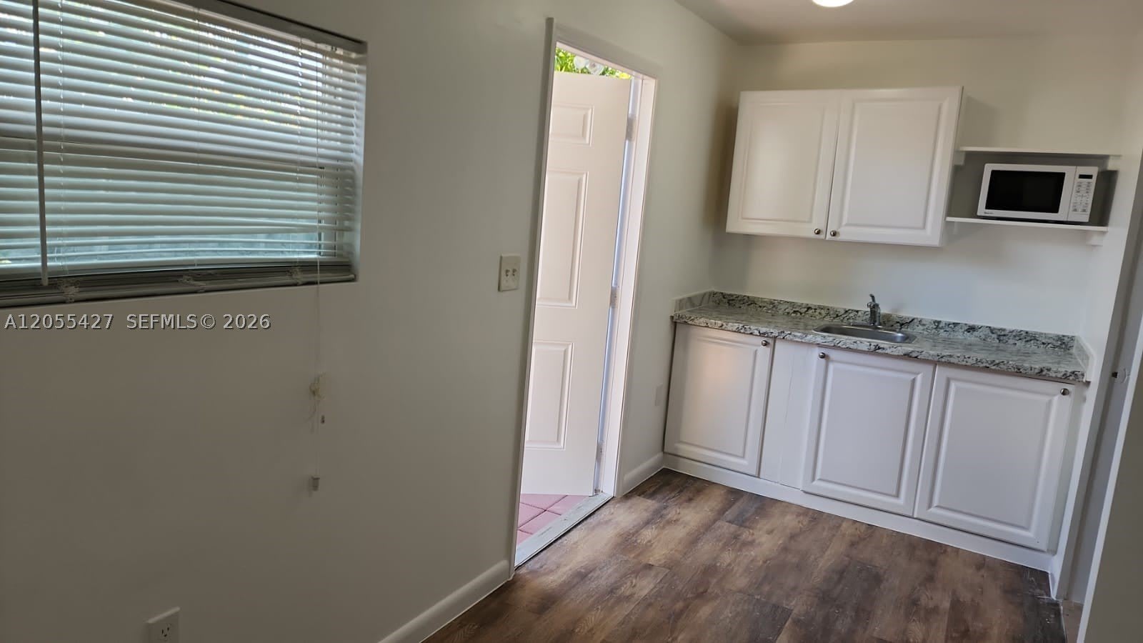 3533 SW 91st Ave – photo 5