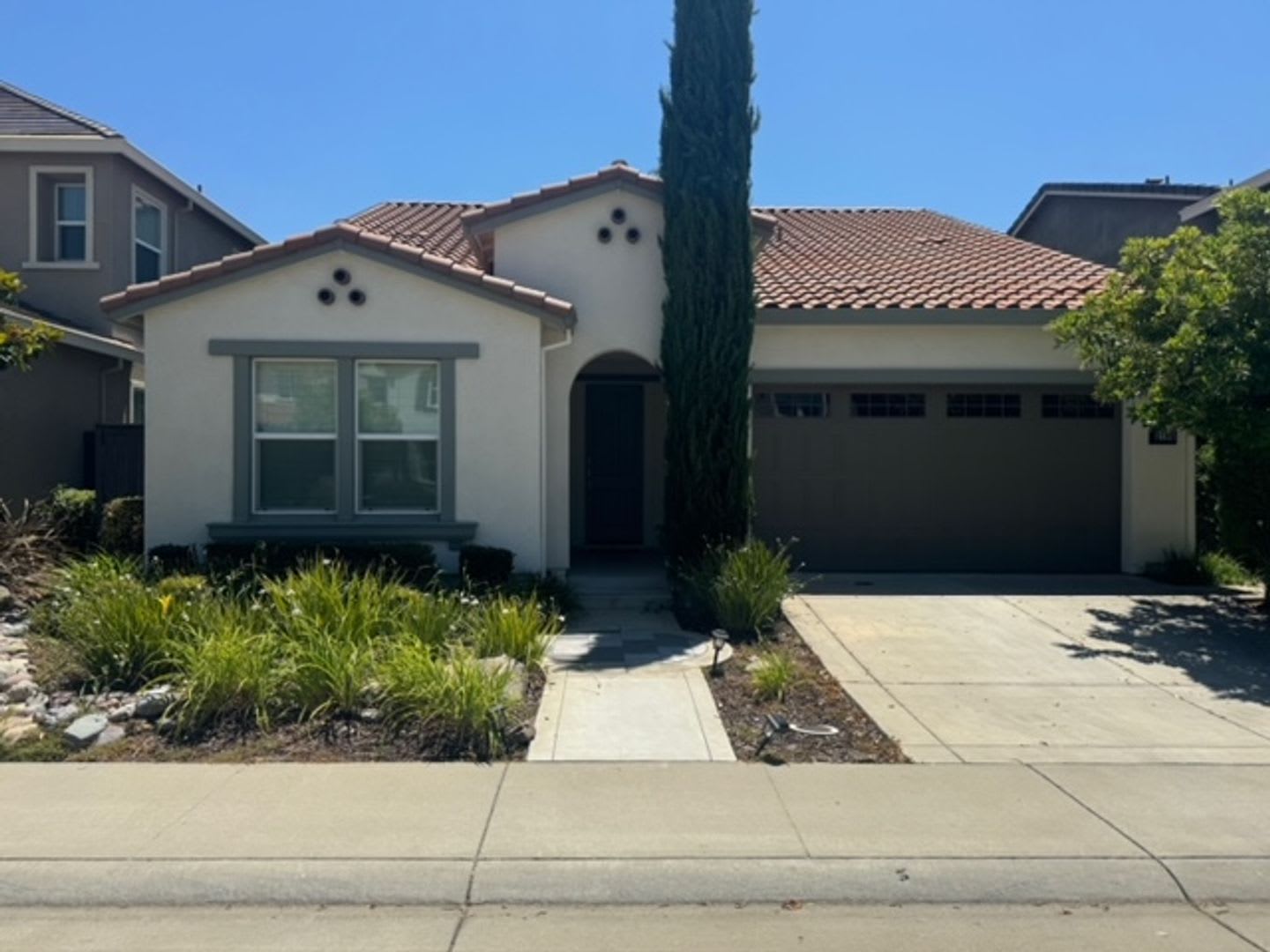 Upgraded Beauty in Whitney Ranch – photo 1