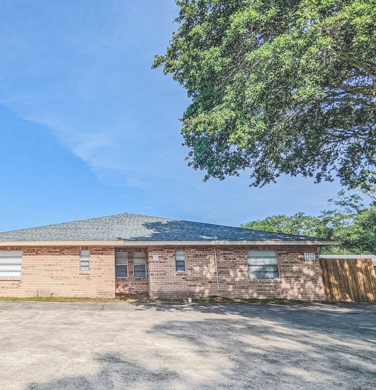 3202 Bloomingdale Villas Court -3202 – photo 2