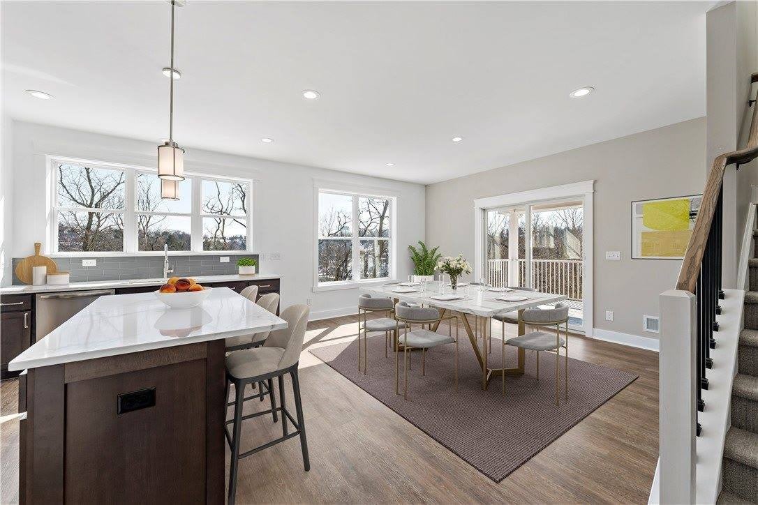 1827 Chessland Street – photo 2