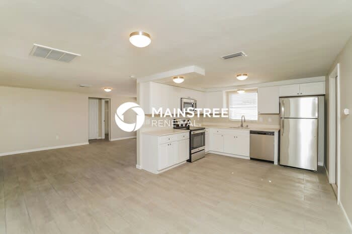 7909 Hawthorn Drive – photo 4