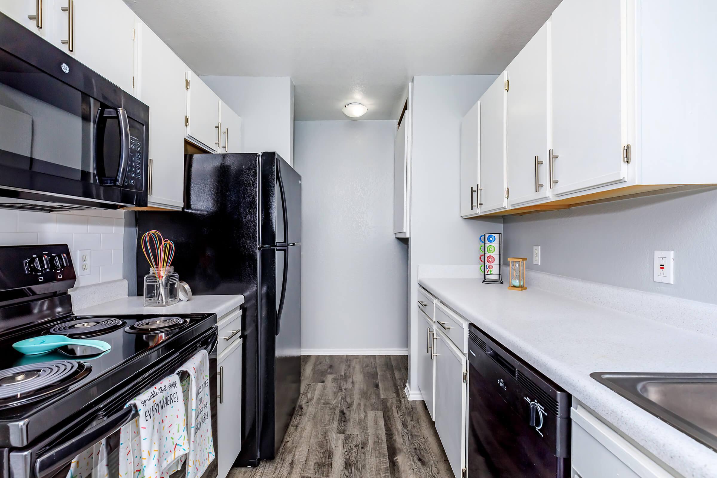 Country Place Apartments – photo 2