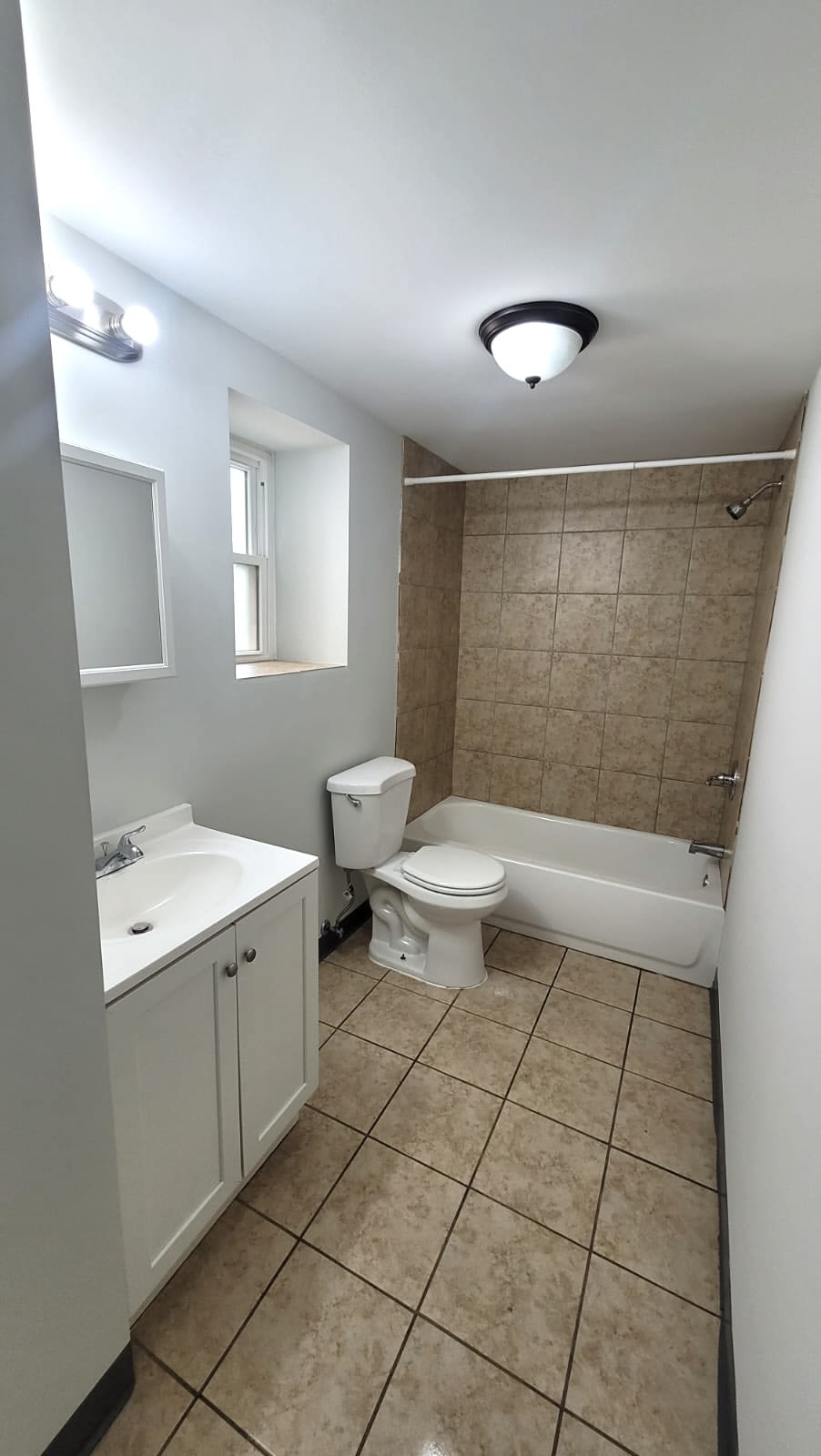 4038 W Dickens Ave – photo 5