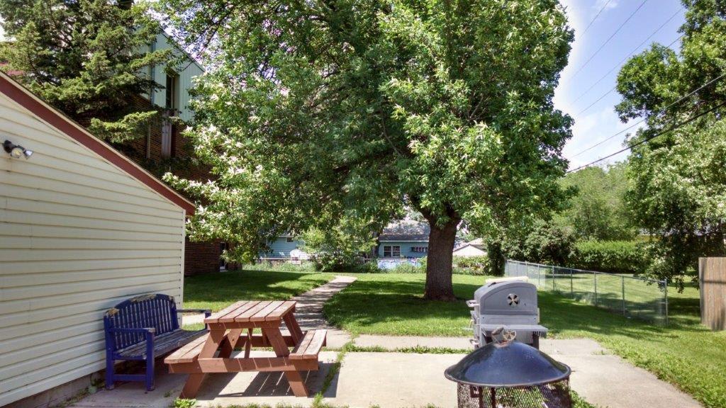Eighth Street Apartments – photo 4