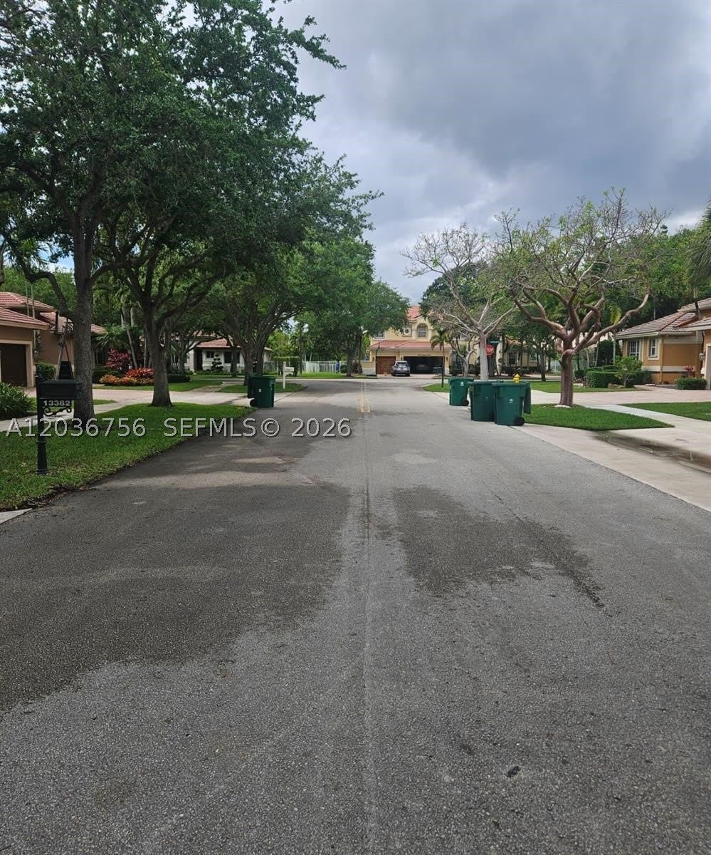 13382 Lakepointe Cir – photo 5