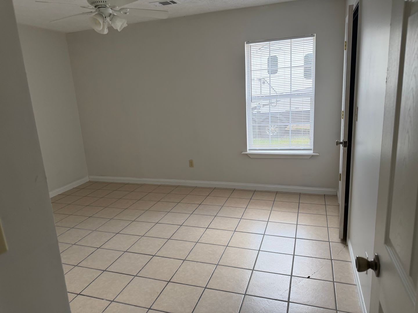 Renovated 3 Bedroom 2 Bath Home for Rent!! – photo 3