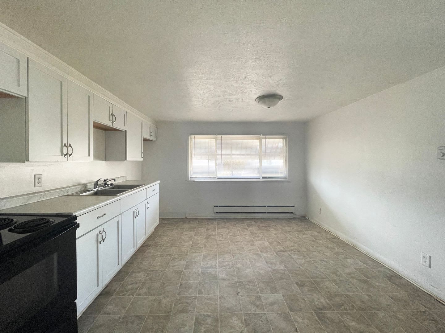 For Rent: 2509 E. 16th St. 3 Bedroom 2 Bathroom Home Pet Friendly Home in Muncie! – photo 5