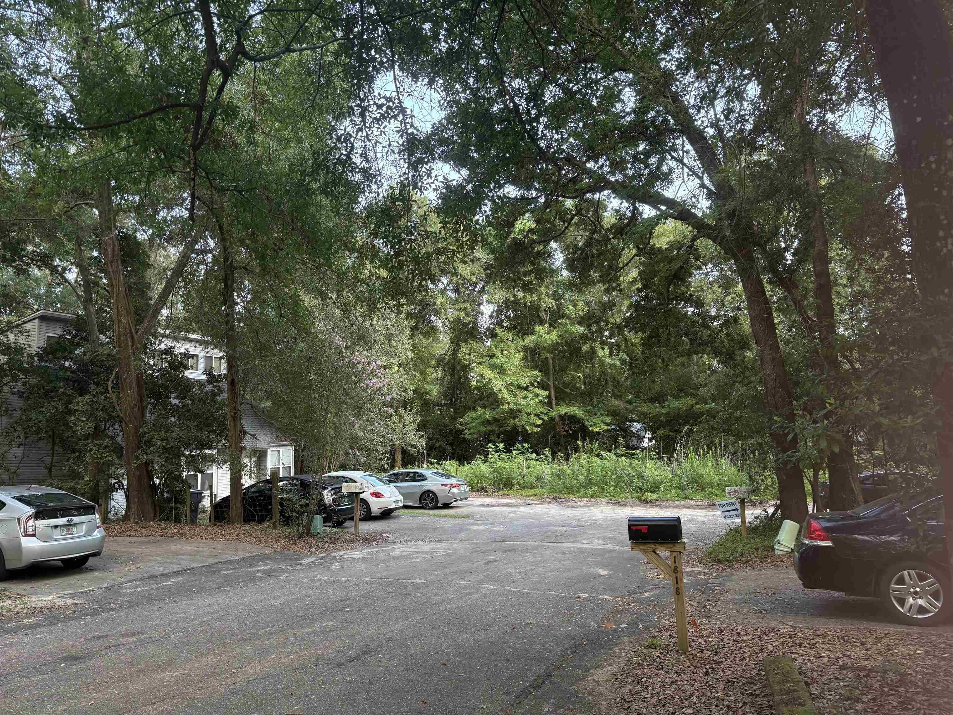1820 Seay Court – photo 2