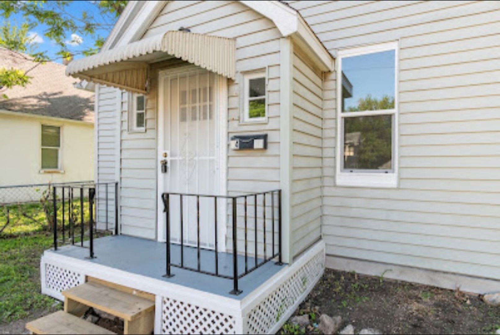 Updated 2 Bedroom Home – photo 4