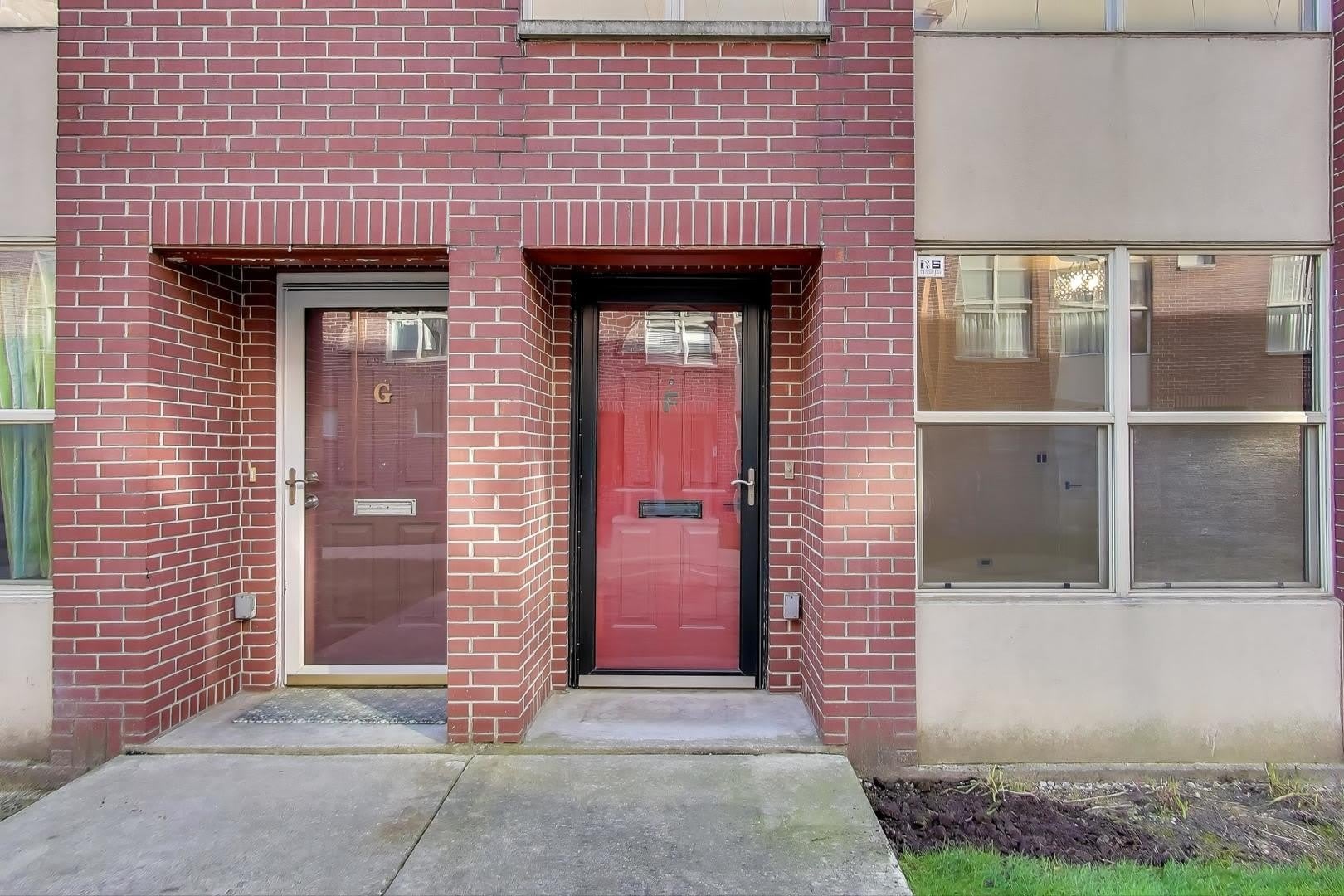 6951 N Western Avenue – photo 2