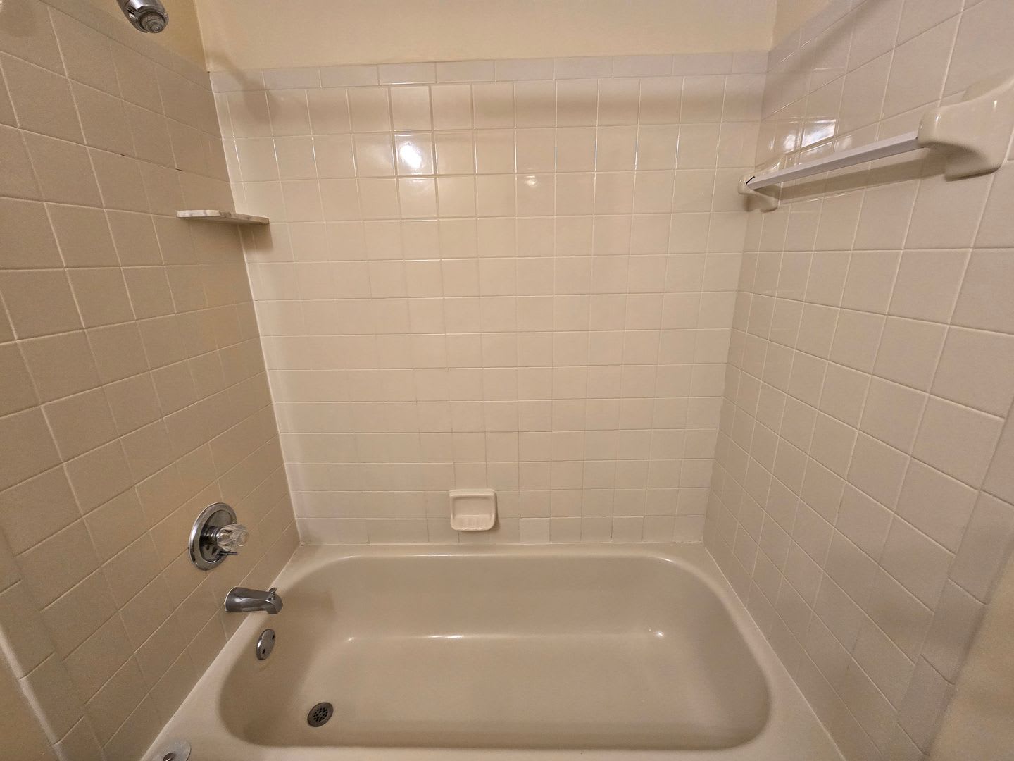 Charming 2-bedroom, 1-bath Condo – photo 3