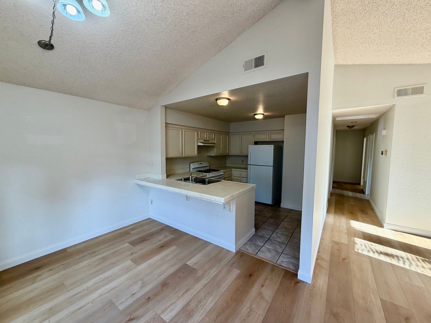 Tanglewood 3 Bedroom, Corner Unit-Single Story – photo 4