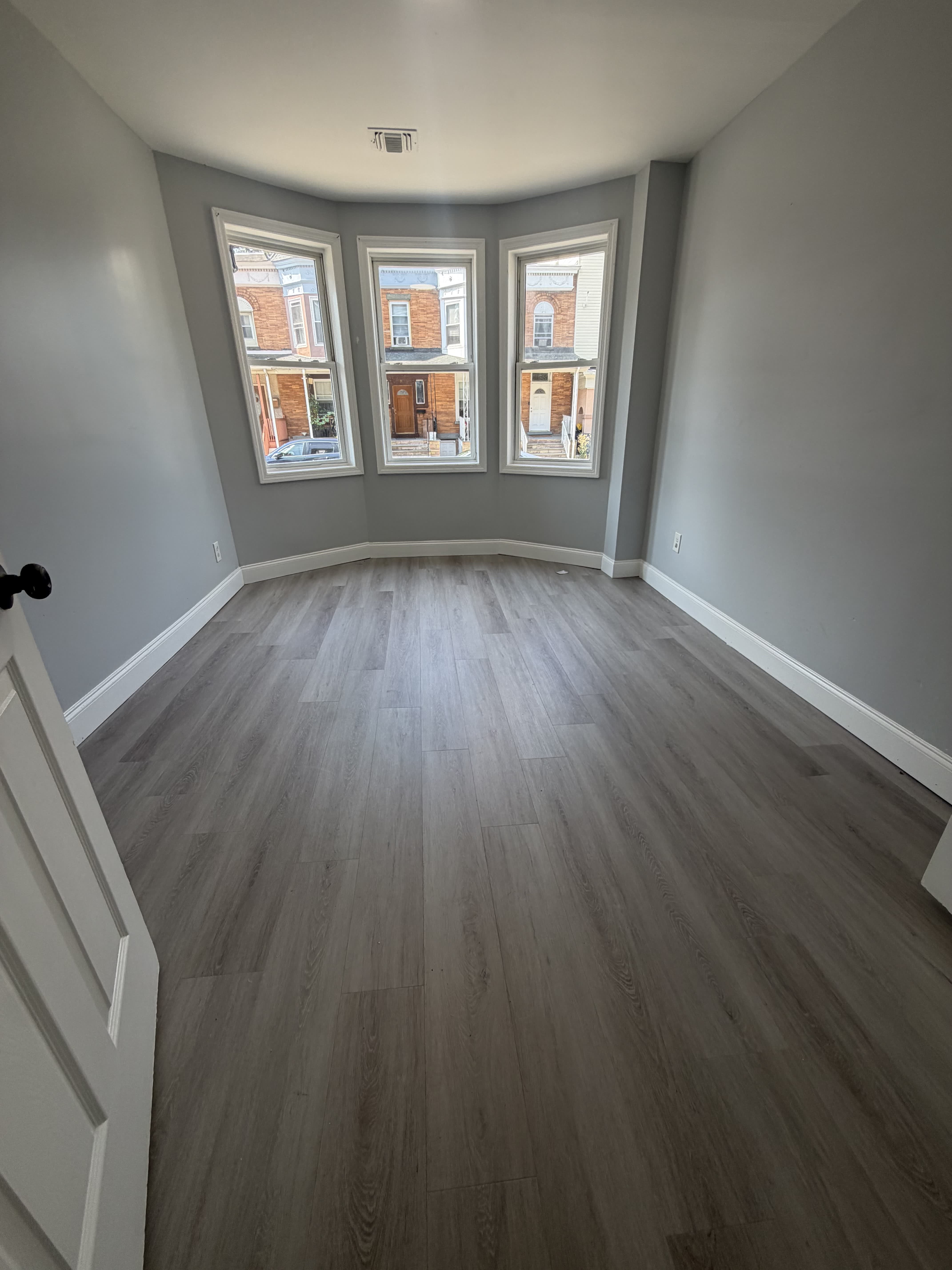 96 Eaton Pl – photo 4
