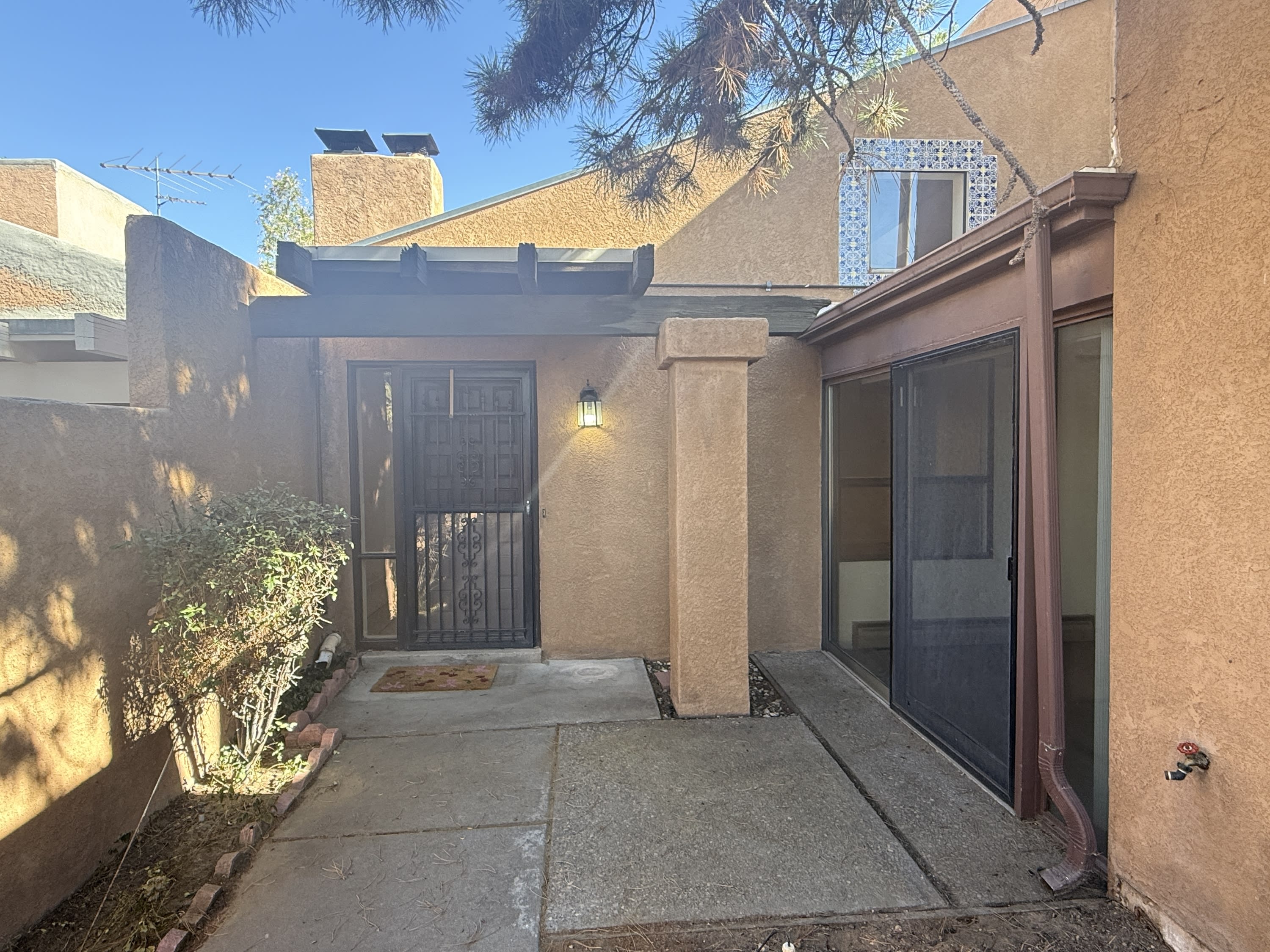 2909 Cutler Avenue Northeast – photo 5