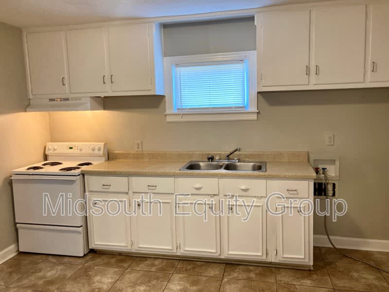 54 Monroe Ave – photo 4