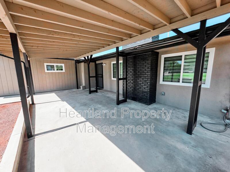 640 Claydelle Ave – photo 3