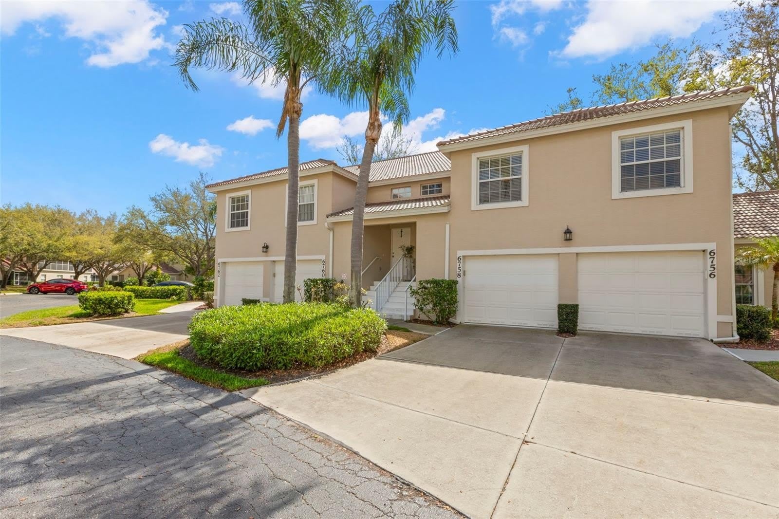 6758 Fairview Terrace – photo 2
