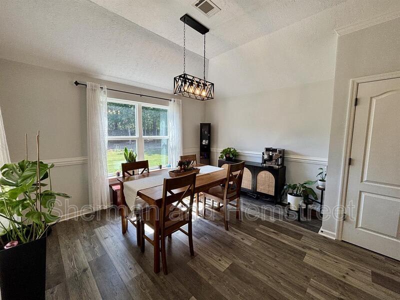 3284 Alexandria Drive – photo 5