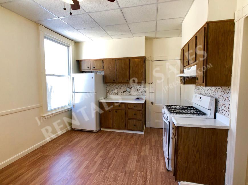 47 Custer St. – photo 3
