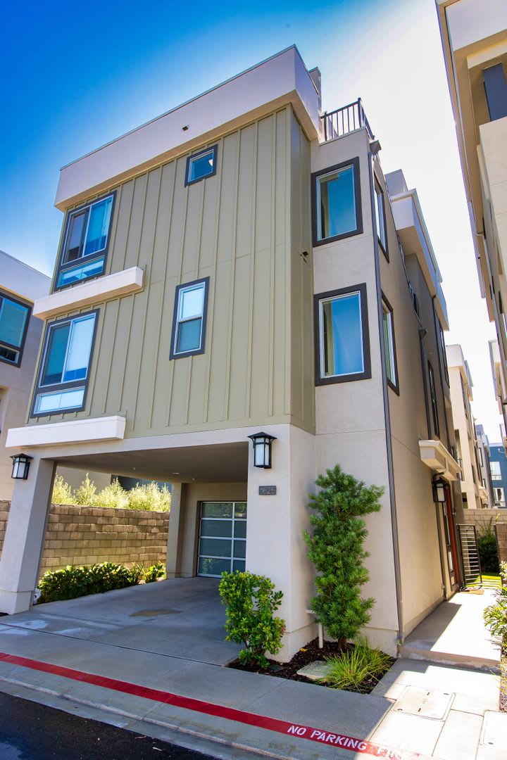 Highly Desired 4 Bedroom Floor Plan in Lighthouse Community – photo 1