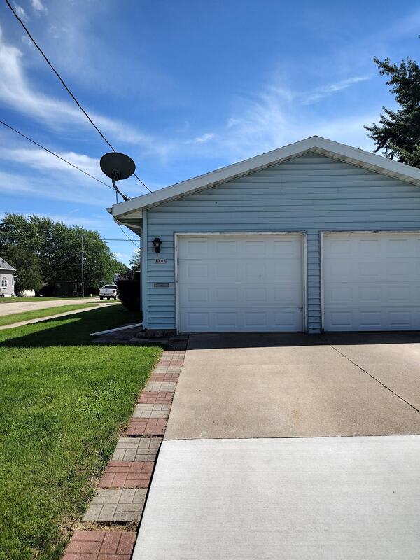 1103 Arthur Avenue – photo 3