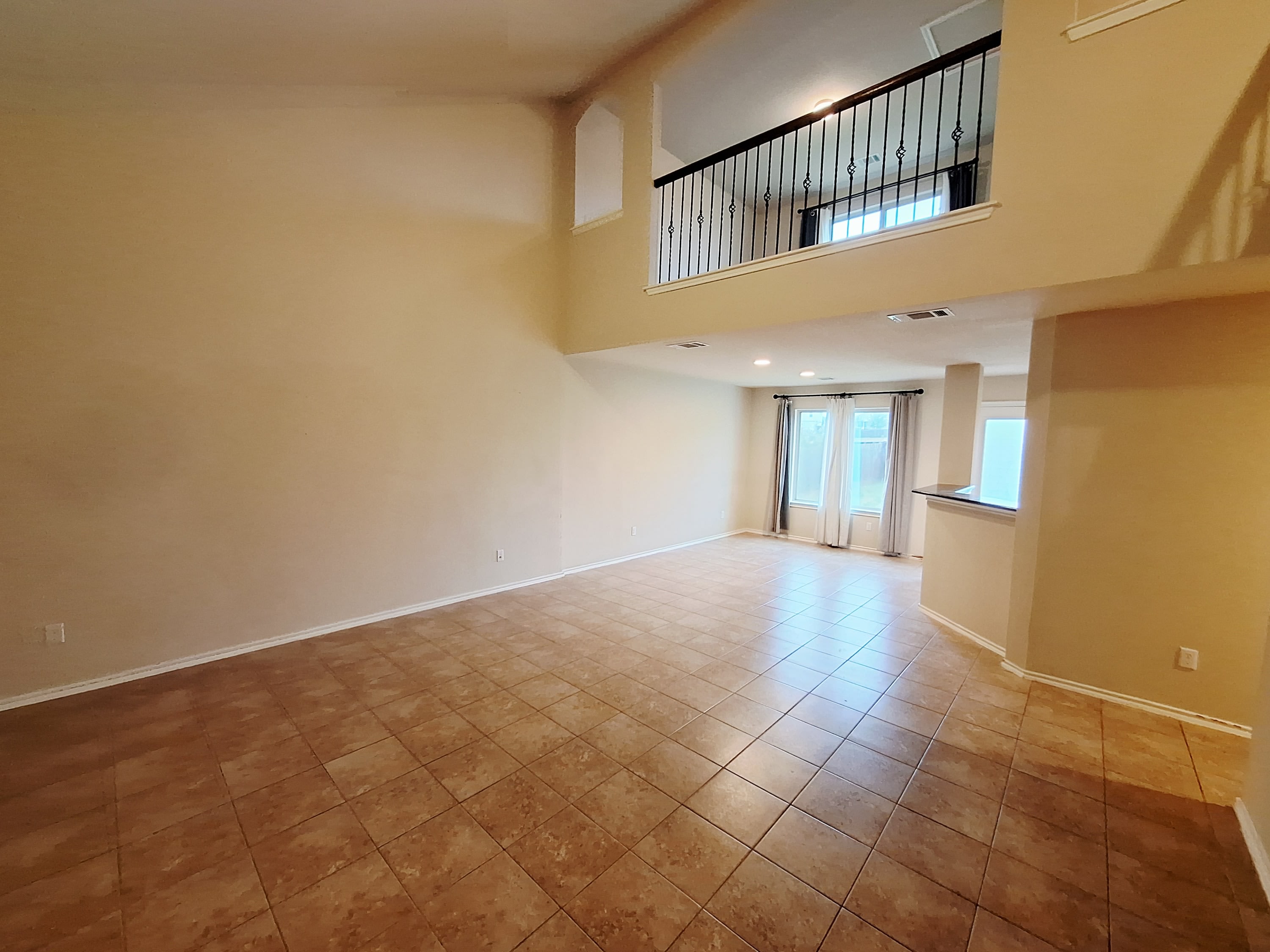 220 Westminster Drive – photo 4