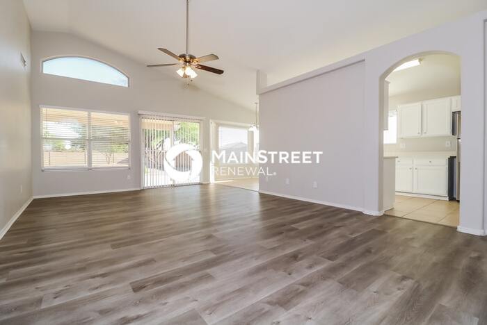 12509 West Palm Lane – photo 4