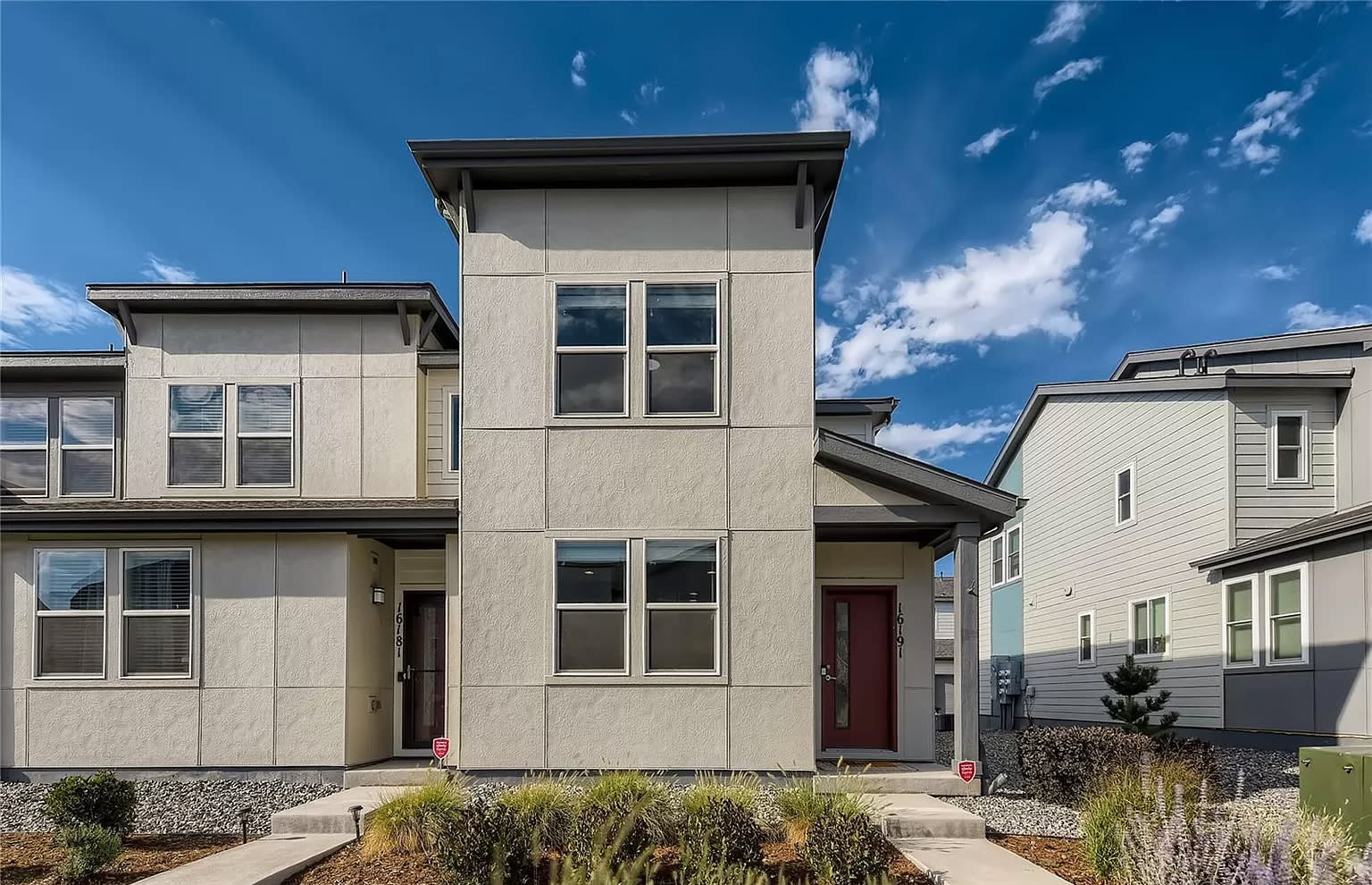 16191 Warner Pl – photo 2