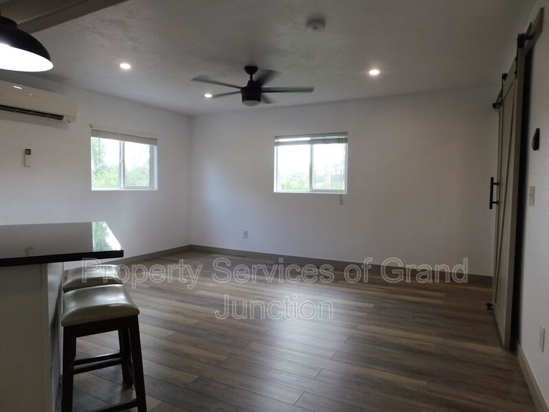 1002 Santa Clara Avenue – photo 4