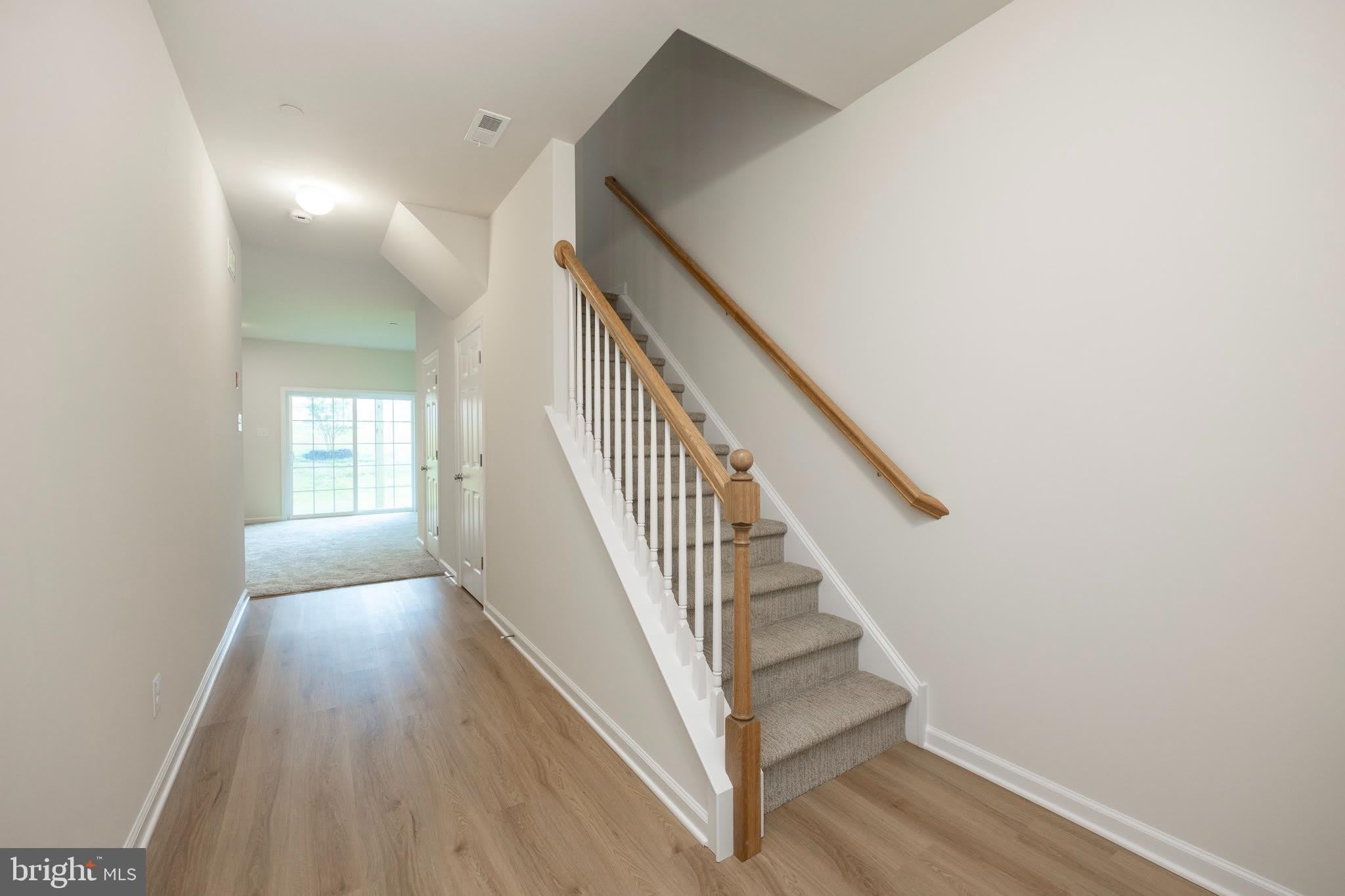 412 Ridgewood Drive – photo 3