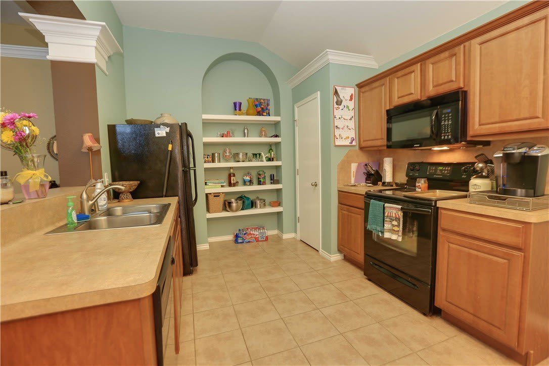 2317 Tropical Wind Drive – photo 2