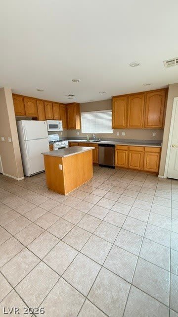 11249 Alga Court – photo 2