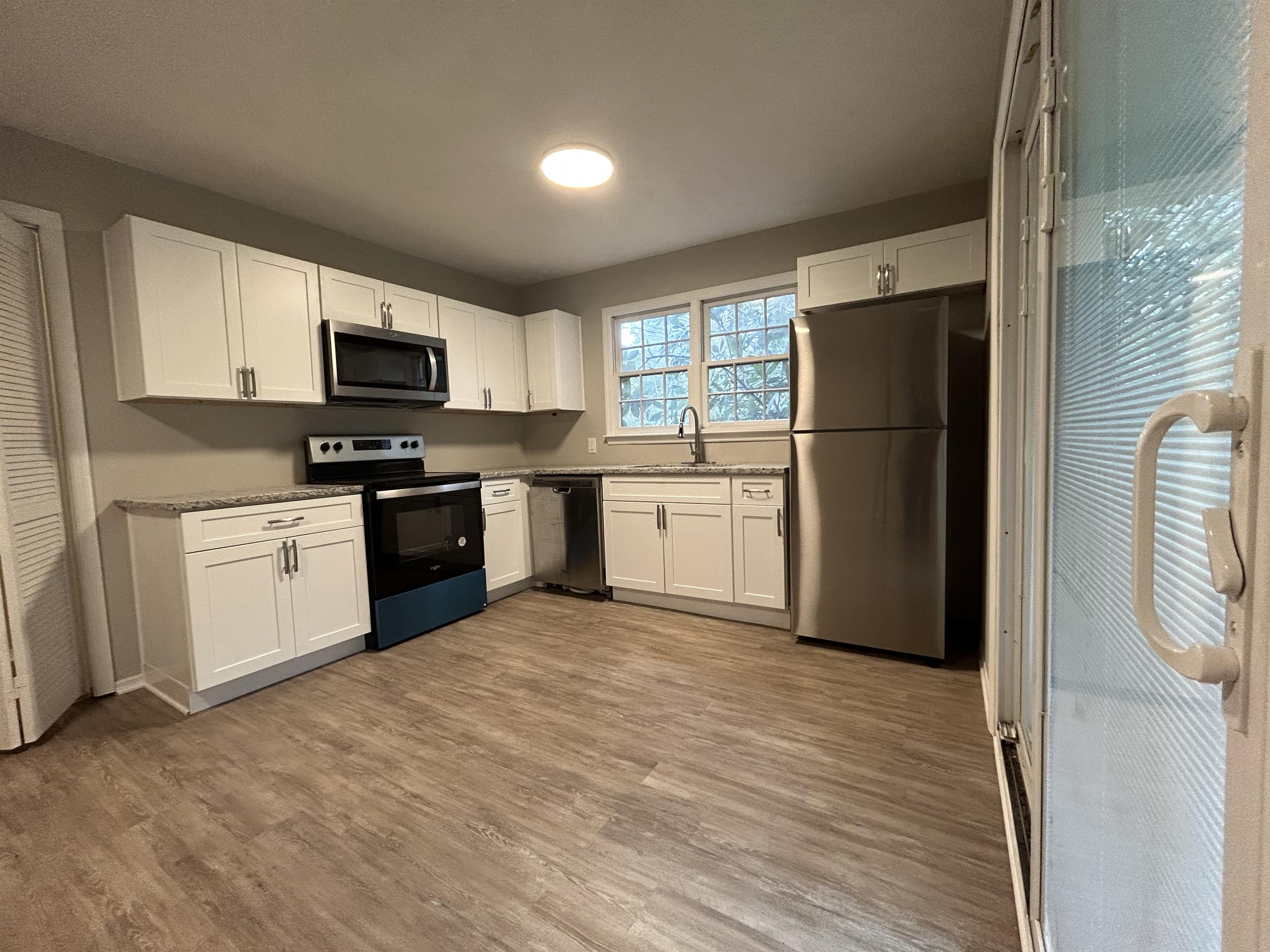 185 Springtree Road – photo 2