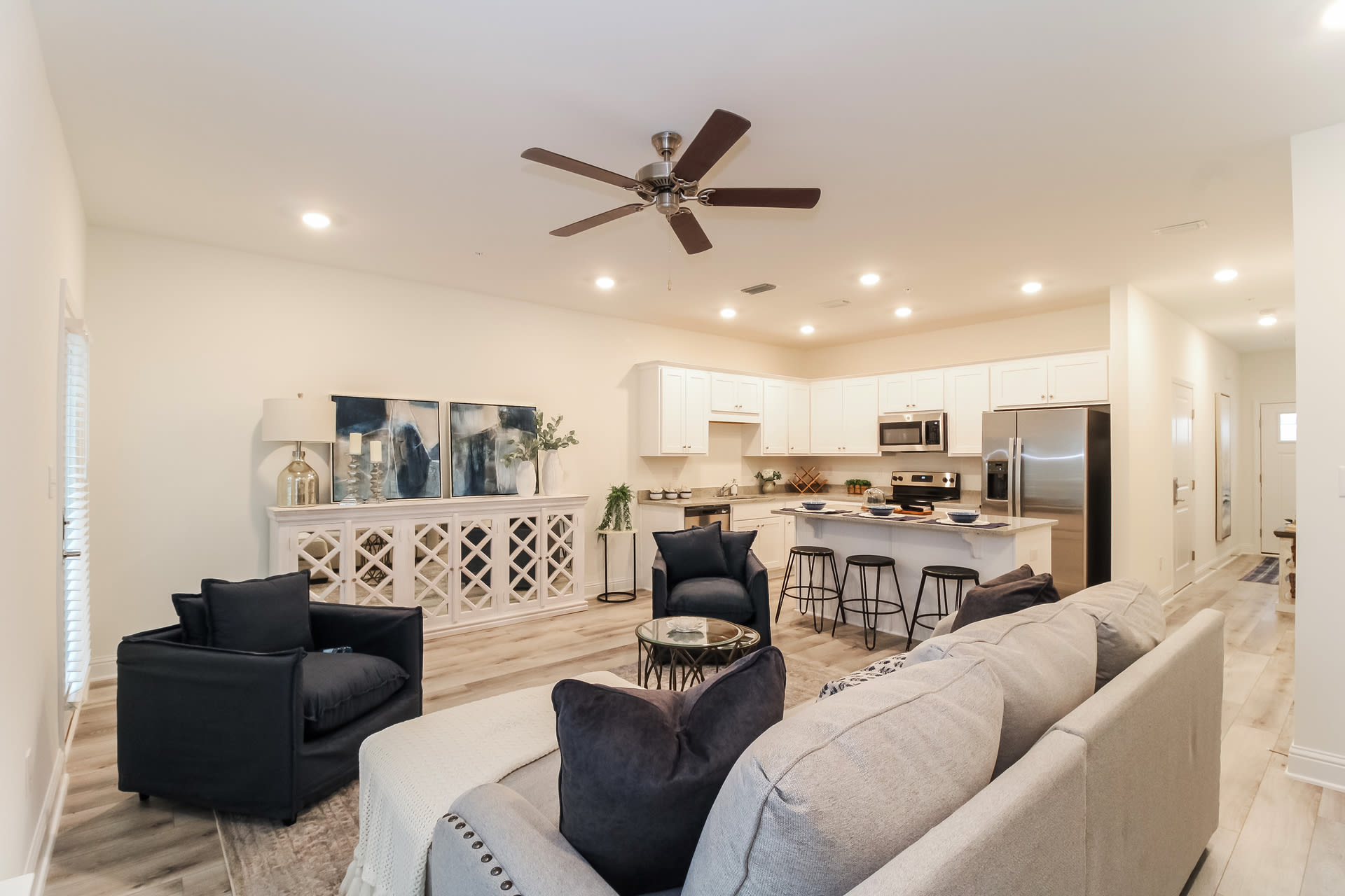 111 Cabot Lane – photo 4