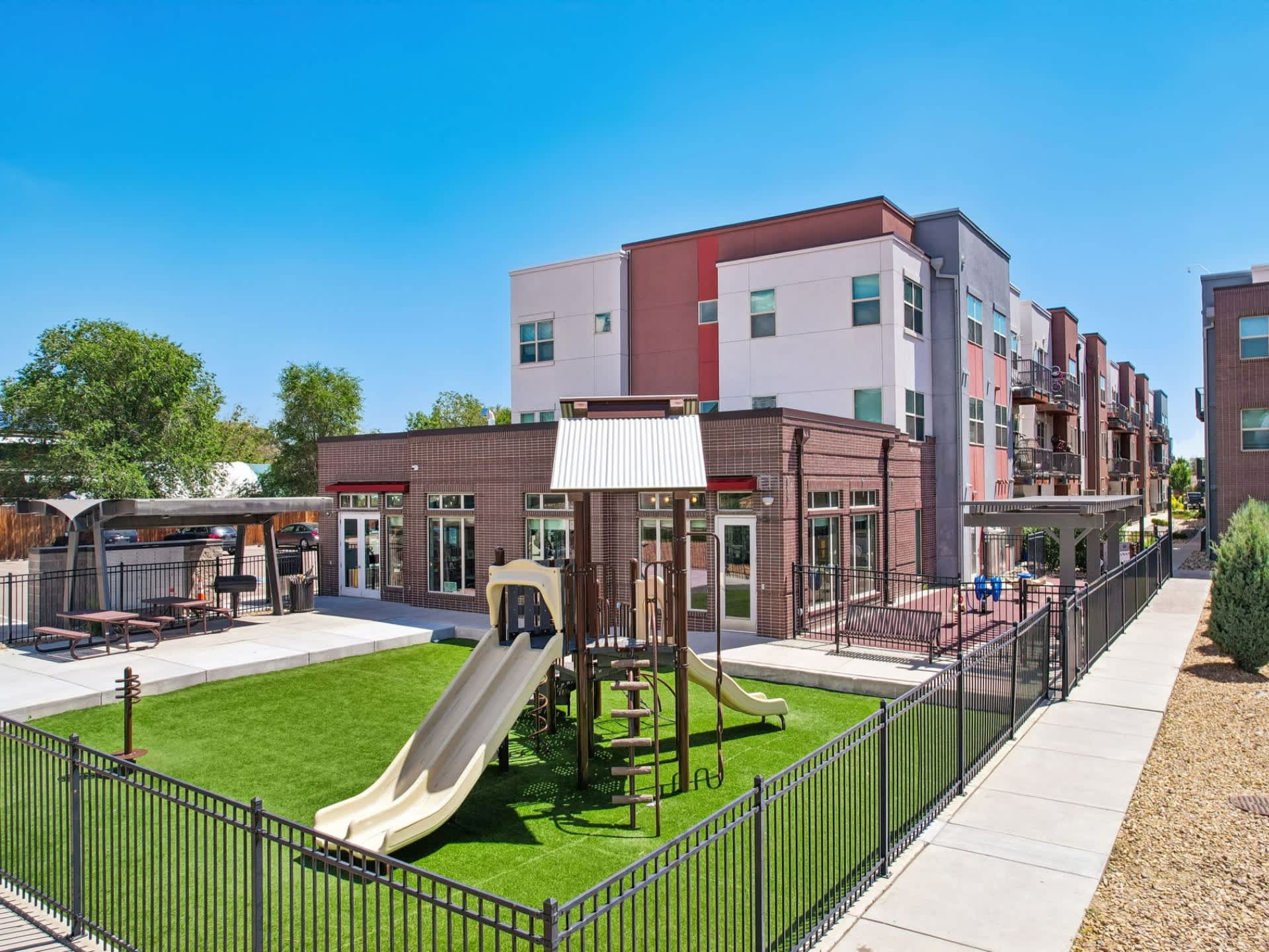 Baker School Apartments Affordable Housing – photo 4