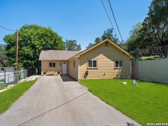 735 Green Castle – photo 2