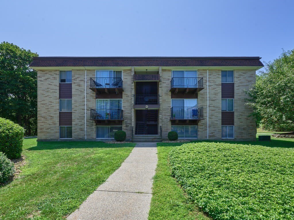 121 Bailey Road – photo 2