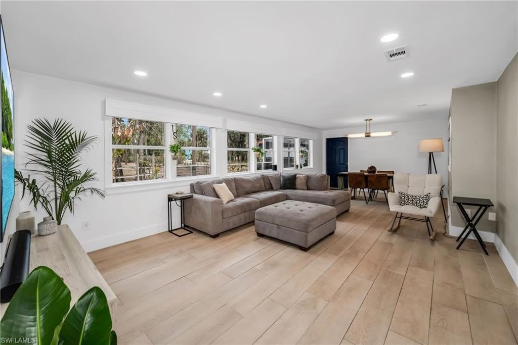 1840 23rd St SW – photo 3