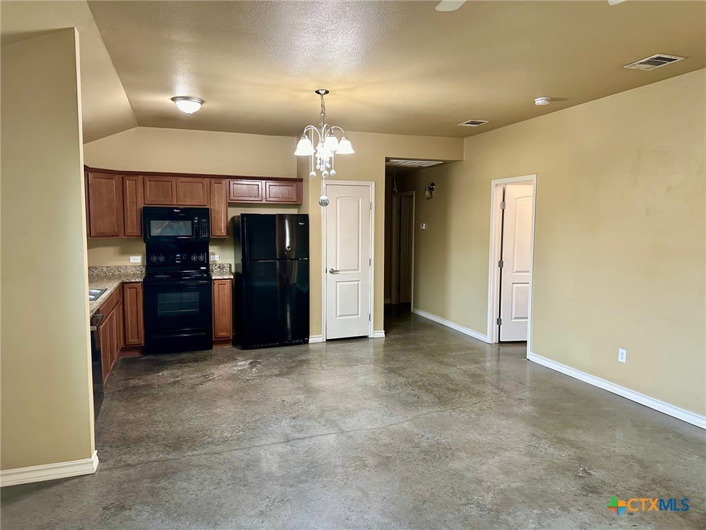 1400 Clyde Street – photo 4